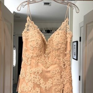 NWT Casablanca wedding dress style:1975, size 12 Color:CIS HM:161283